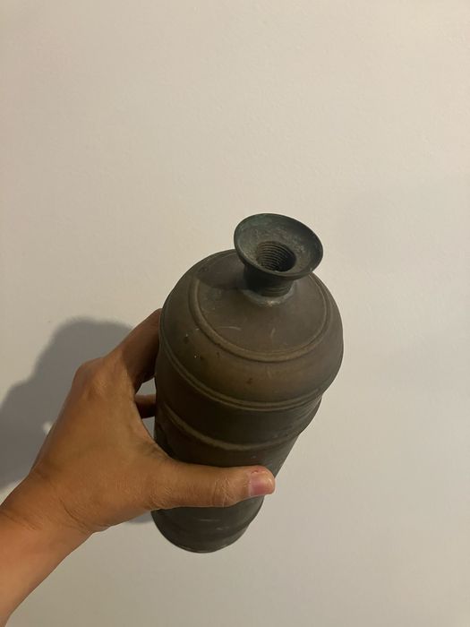 Botija metalica antiga