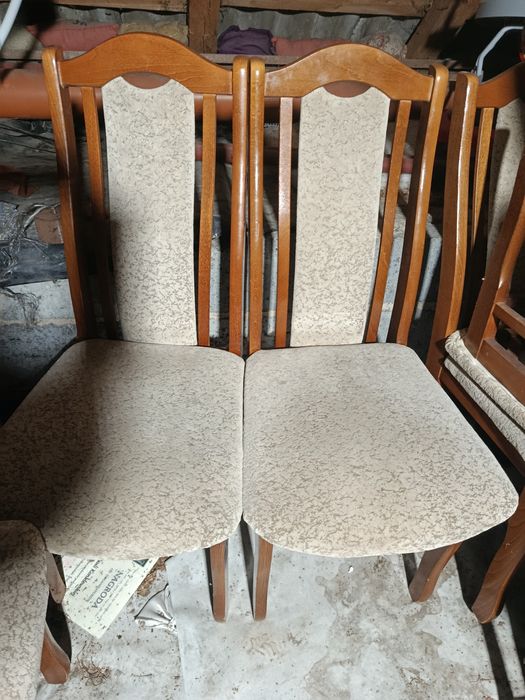 Sprzedam 6 salonowych krzeseł