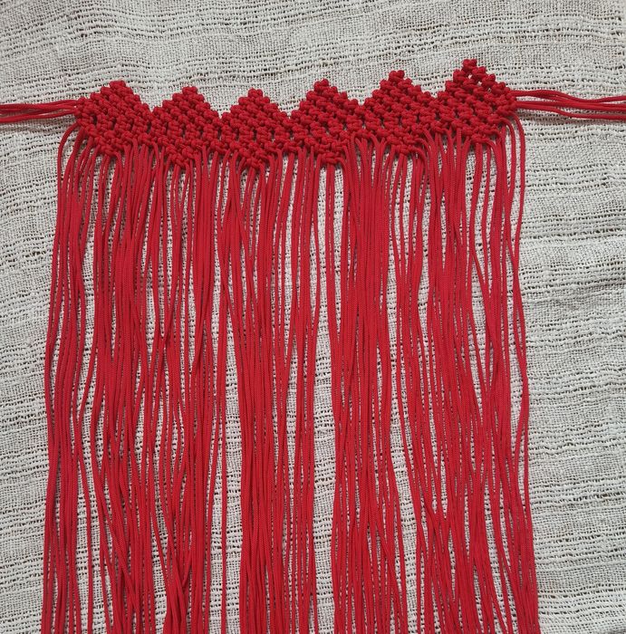 Припинда пояс з макраме