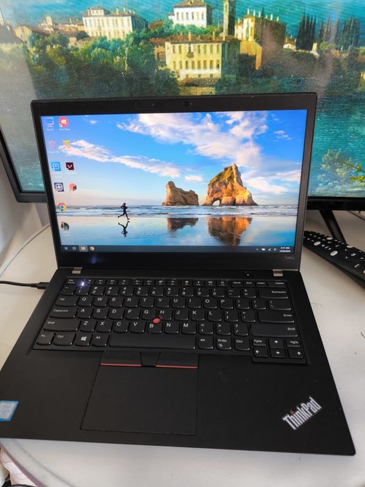 Portátil Premium 256GB i5 8350U 8GB Ram INTEL XESS
