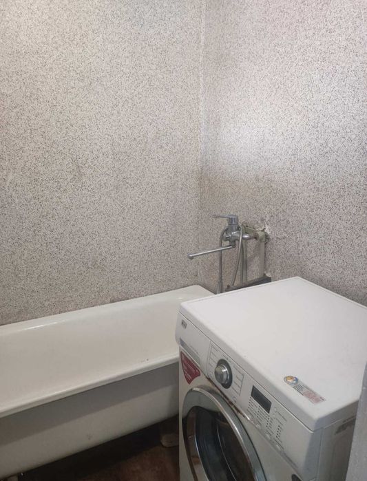 Продаж 2 кім квартири.