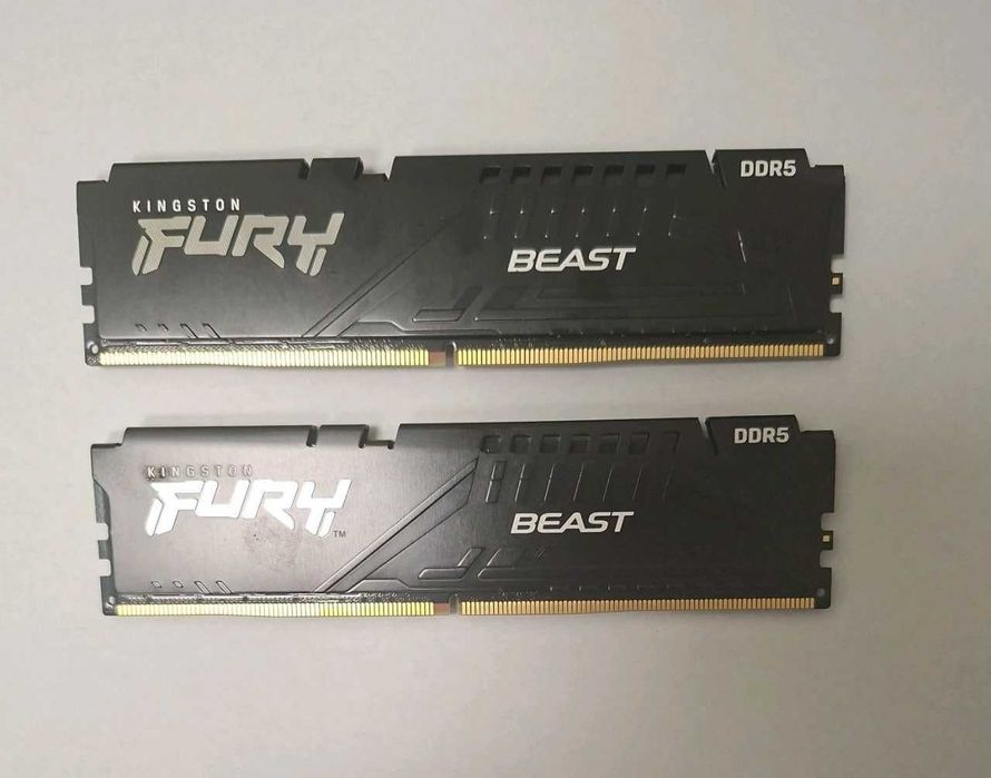 Kingston RAM FURY Beast - 64 GB (2 x 32 GB Kit) - DDR5 5600 UDIMM CL40