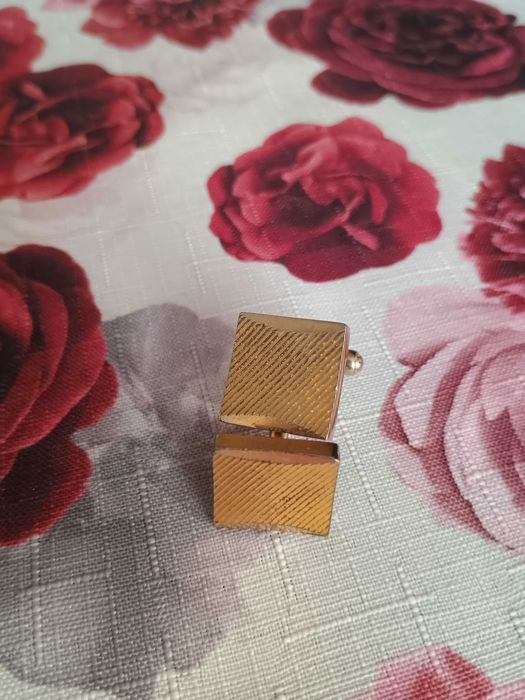 Spinki do mankietów