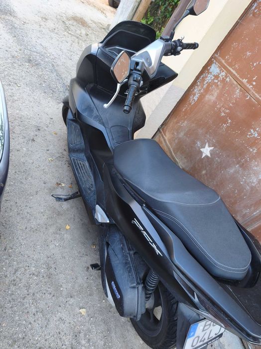 Vendo mota PCX nova