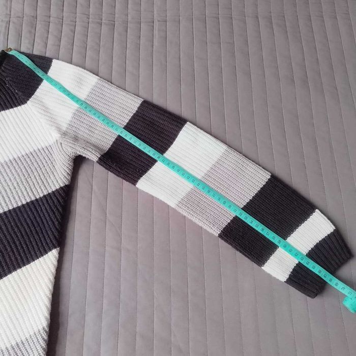 Ciepły sweter w pasy Jean Pascale M