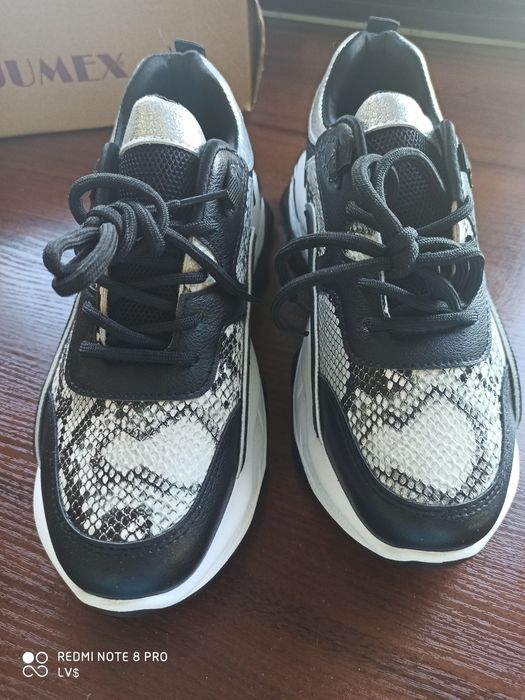 Стильні  жіночі кросівки,люкс якість