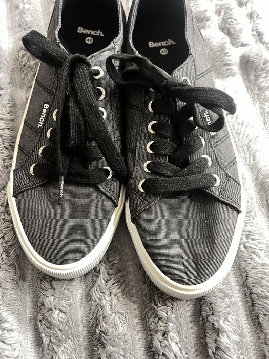 Кеди 40 розмір Bench