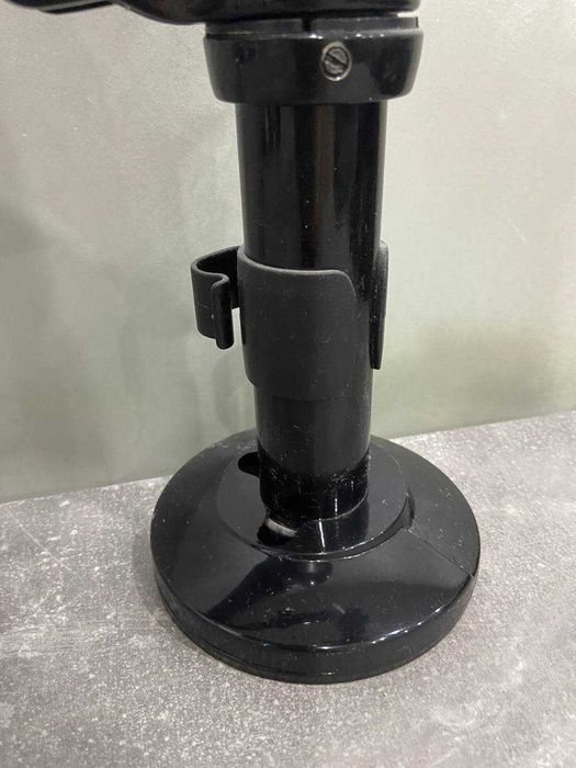 Настольное крепление для двух мониторов Brateck Black (LDT05-C011D)