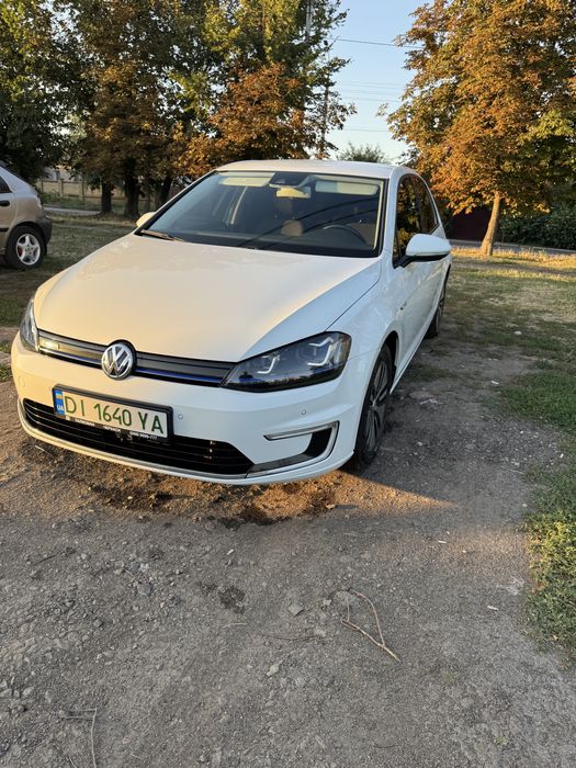 Volkswagen E-Golf 24kw