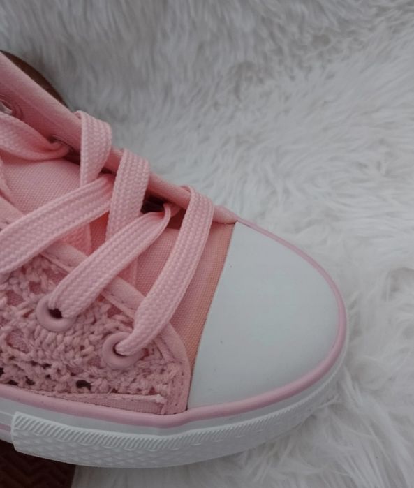 Różowe koronkowe trampki/adidasy Butik 40