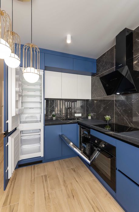 Подобово - люкс апартаменти - Бажана, 17 у будинку з власним Укриттям!