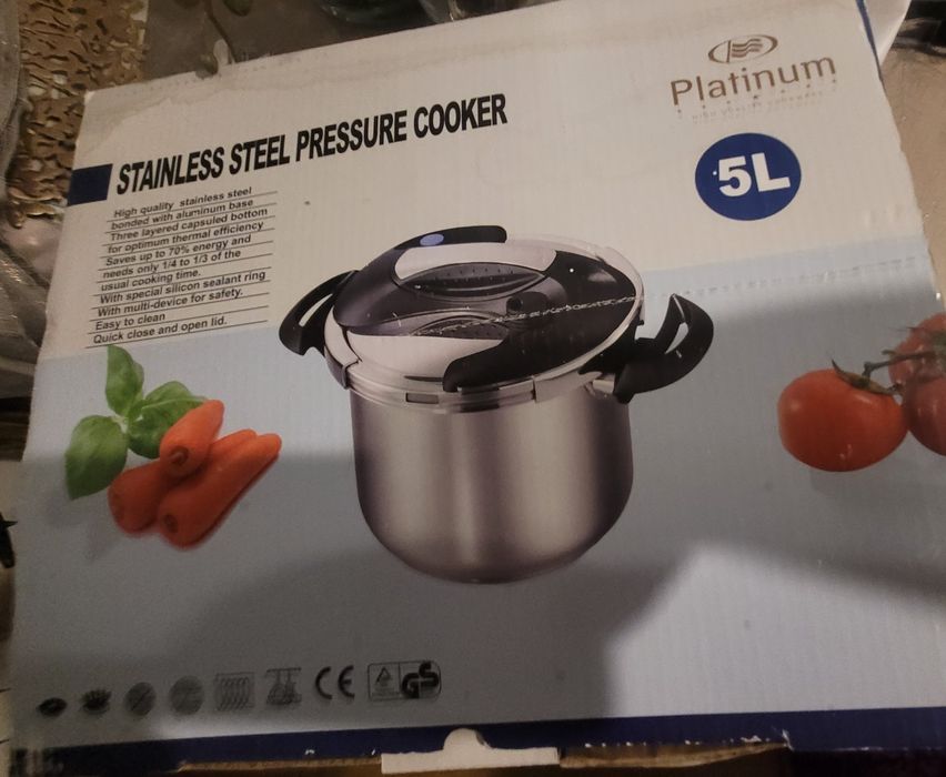 Szybkowar Stainless Steel Presure Cooker Platinum 5l
KUPsz I ZAPŁAĆSZY