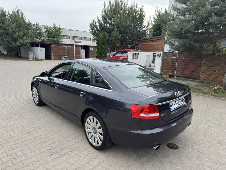 Audi a6c6 3,2V6 255km