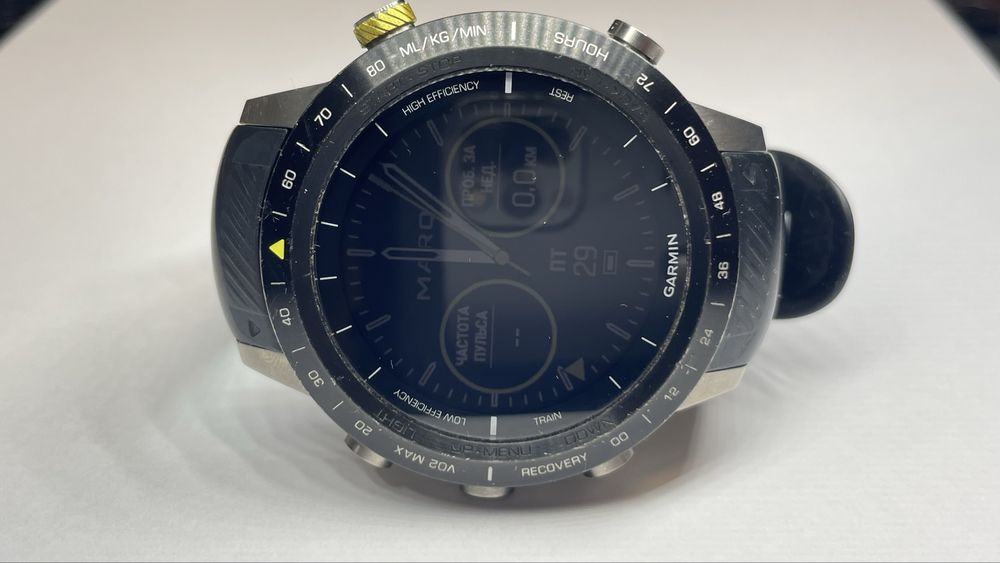 Смарт-часы Garmin MARQ (Gen 1) Athlete