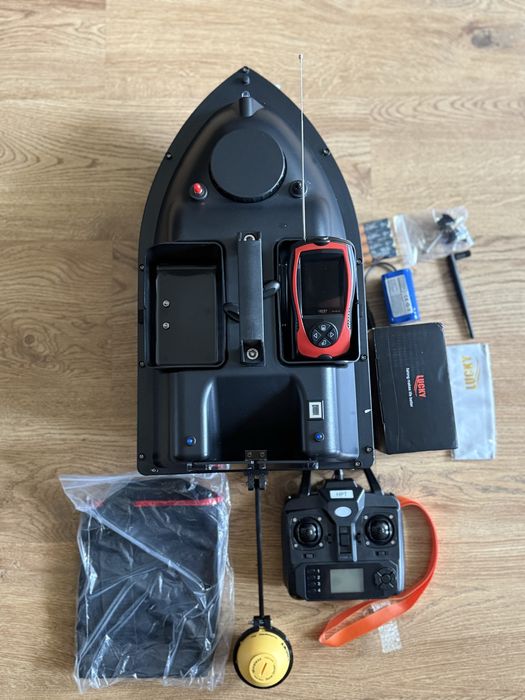 Łódka zanętowa v018 GPS Echosonda zestaw