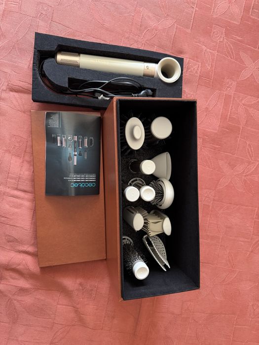 Cecotec CeramicCare 12 in 1 AirGlam Modelador