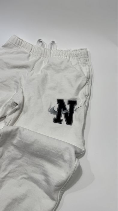 Штани nike білі розімір с