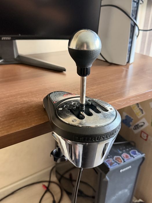 Skrzynia biegów Thrumaster th8a