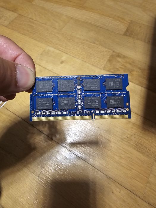 Memória RAM Portátil 4GB DDR3 1600MHz Hynix