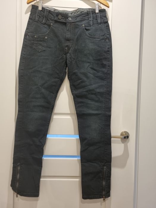 Jeansy męskie Levi's Slim Tapered 402 - rozm. 30 / 30 - ciemny grafit