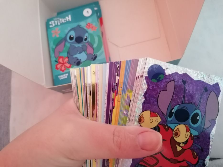 Panini Stitch Disney Sparkling Fun trading cards