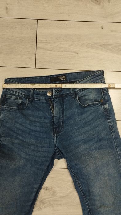 Spodnie jeansowe slim