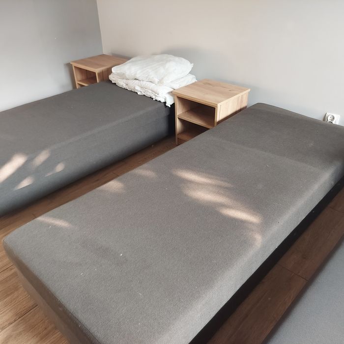 Tapczan łóżko jednoosobowe