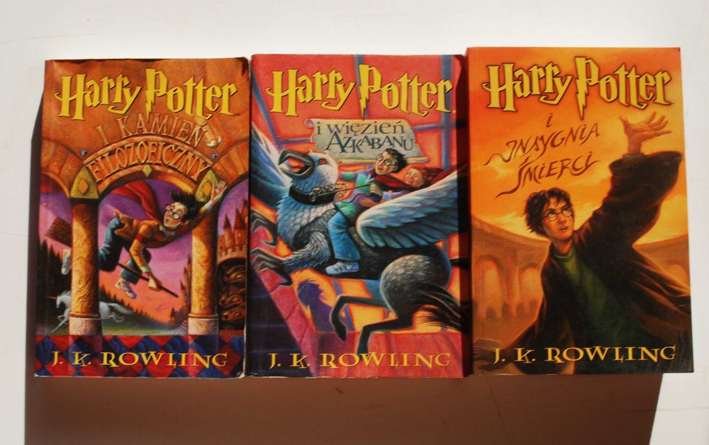 Harry Potter i Kamień Filozoficzny i więzień Azkabanu i Insygnia