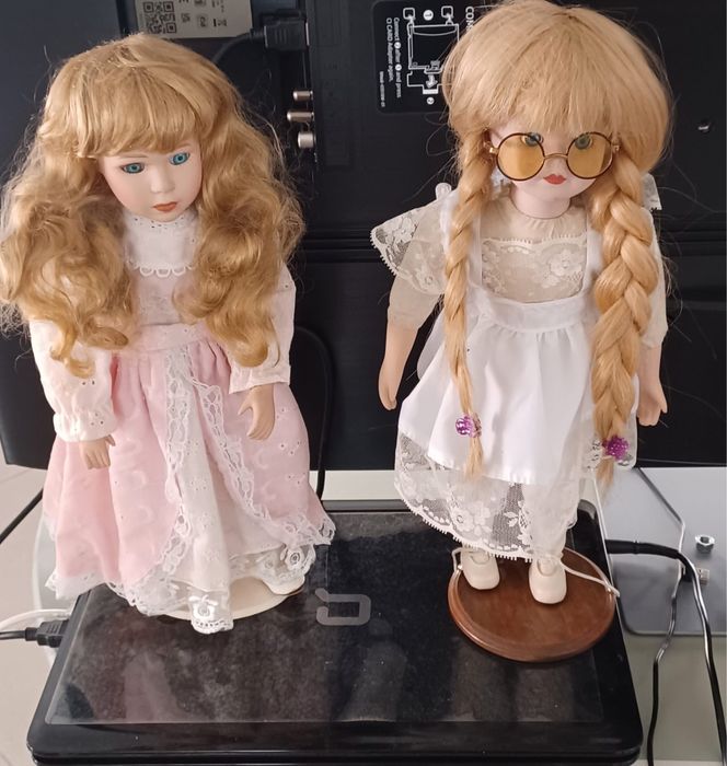 Bonecas porcelana