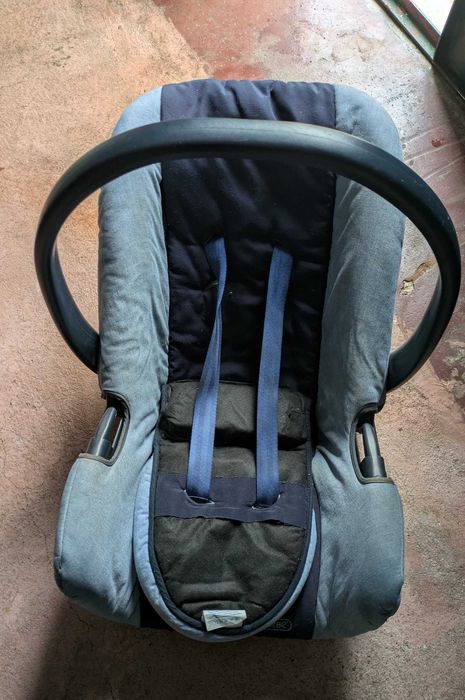 Carrinho e Ovo para Bebé