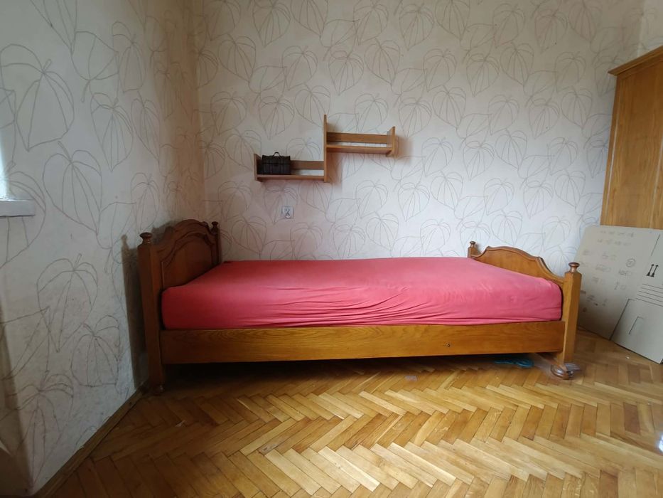 Dębowe łóżko antyk