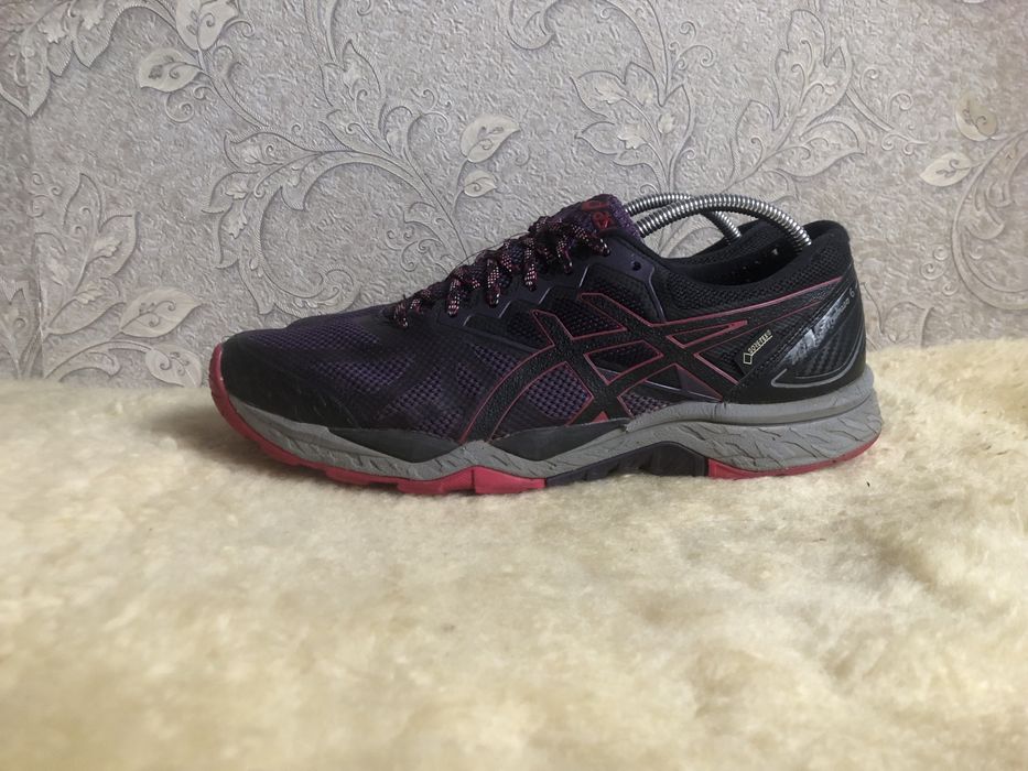 Водонепроникні трекінгові кросівки Asics Gore-Tex 42,5 42 41, 27 26,5
