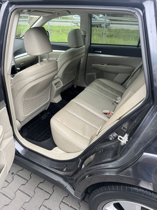 Subaru Outback 2.0 diesel 2010rok