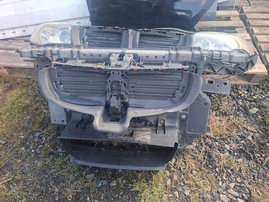 BMW 1 E87 E81 E88 PAS PRZEDNI ŻALUZJE