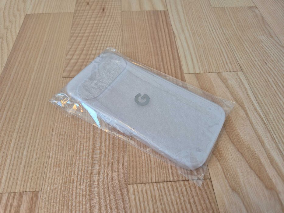 Etui case Google Pixel 10 Pro przezroczyste - twardy plastik z logo