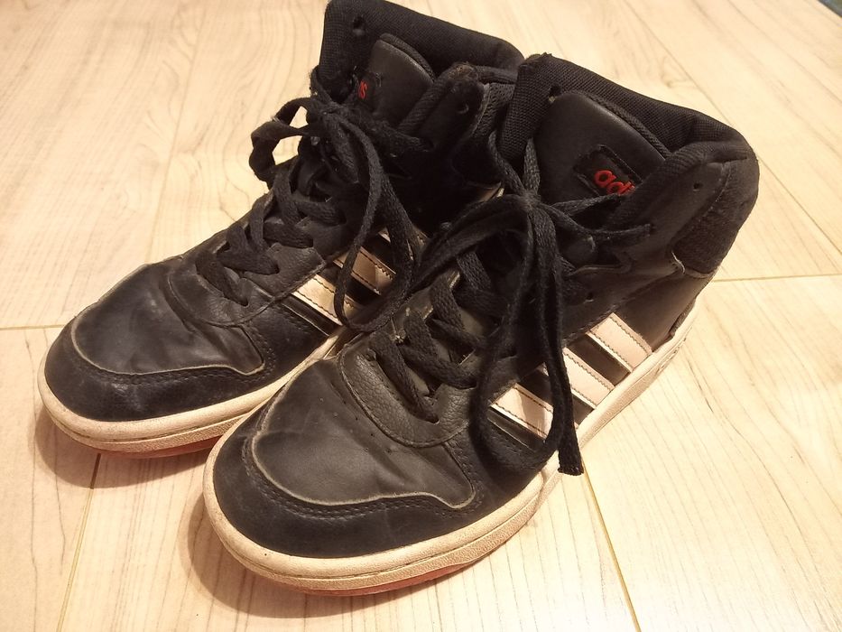 Buty chłopięce przejściowe ADISAS r.35,5