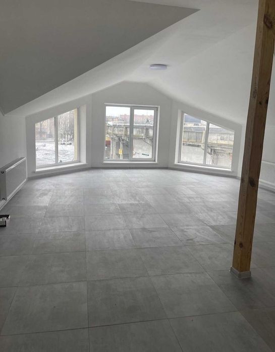 Здається комерційне приміщення на вул. Замостянська