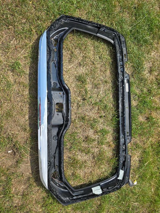 blenda klapy tył chrom Mercedes V-klasa A447