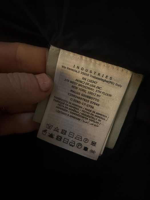 Kurtka moncler   puchowa  na zime