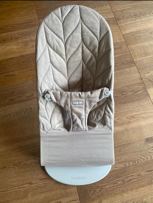 Bujaczek Babybjorn