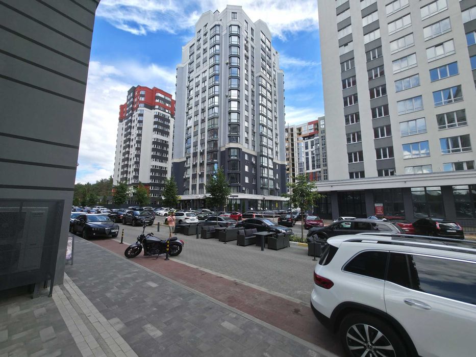 Продам 1-к 41м2 квартиру з ПОЧАТКОВИМ РЕМОНТОМ в 7км. до Києва. м. Ірпінь