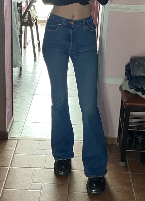 Джинсы клеш bershka 32 denim