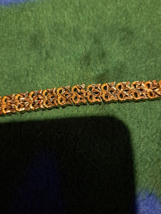 Bransoletka na rękę.