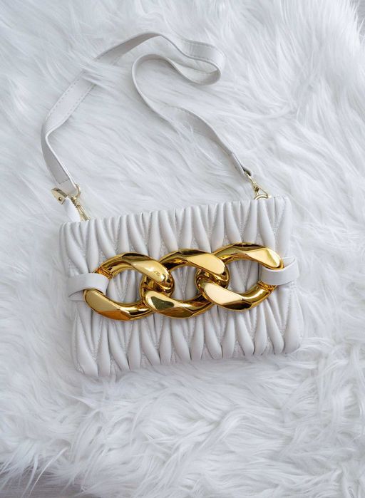 torebka, mała, złoty łańcuch, krótki pasek, miękka