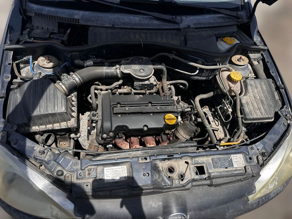 Opel Corsa C 1.2 de 2001 para peças