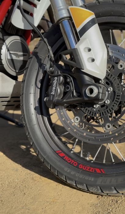 Moto guzzi V85TT