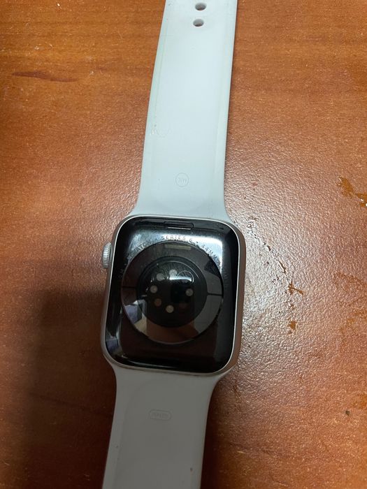 Apple watch 6/44 mm