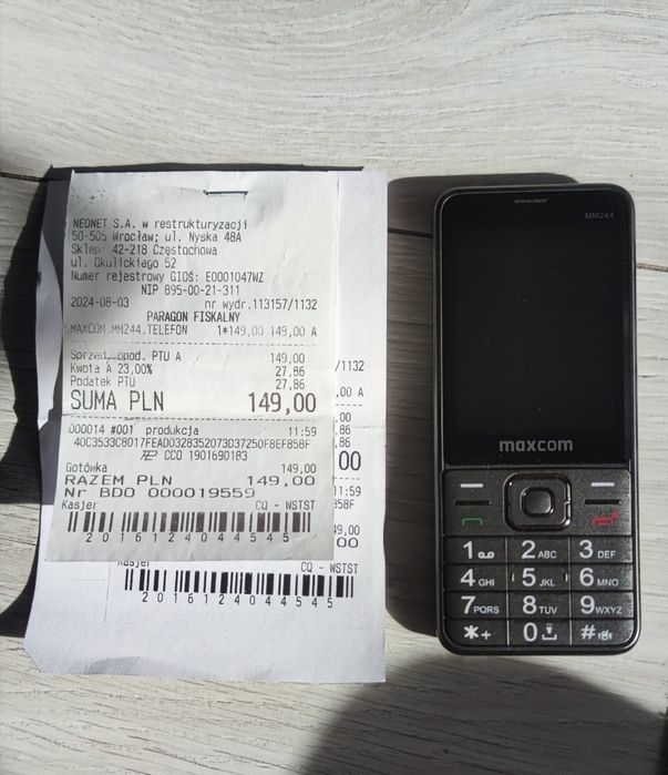 Telefon komórkowy maxcom