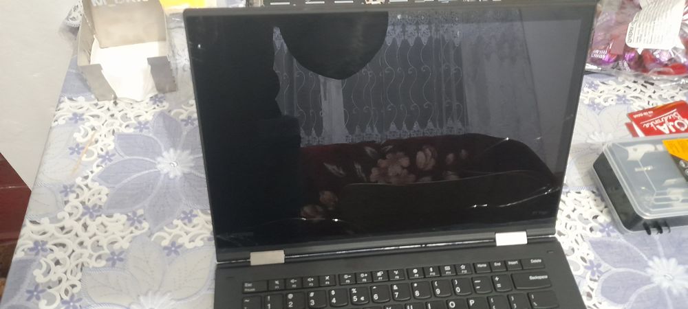 Lenovo ThinkPad X1 Yoga G2