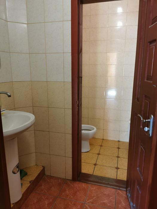 Здам в оренду комерційне приміщення площею 62.4м.кв